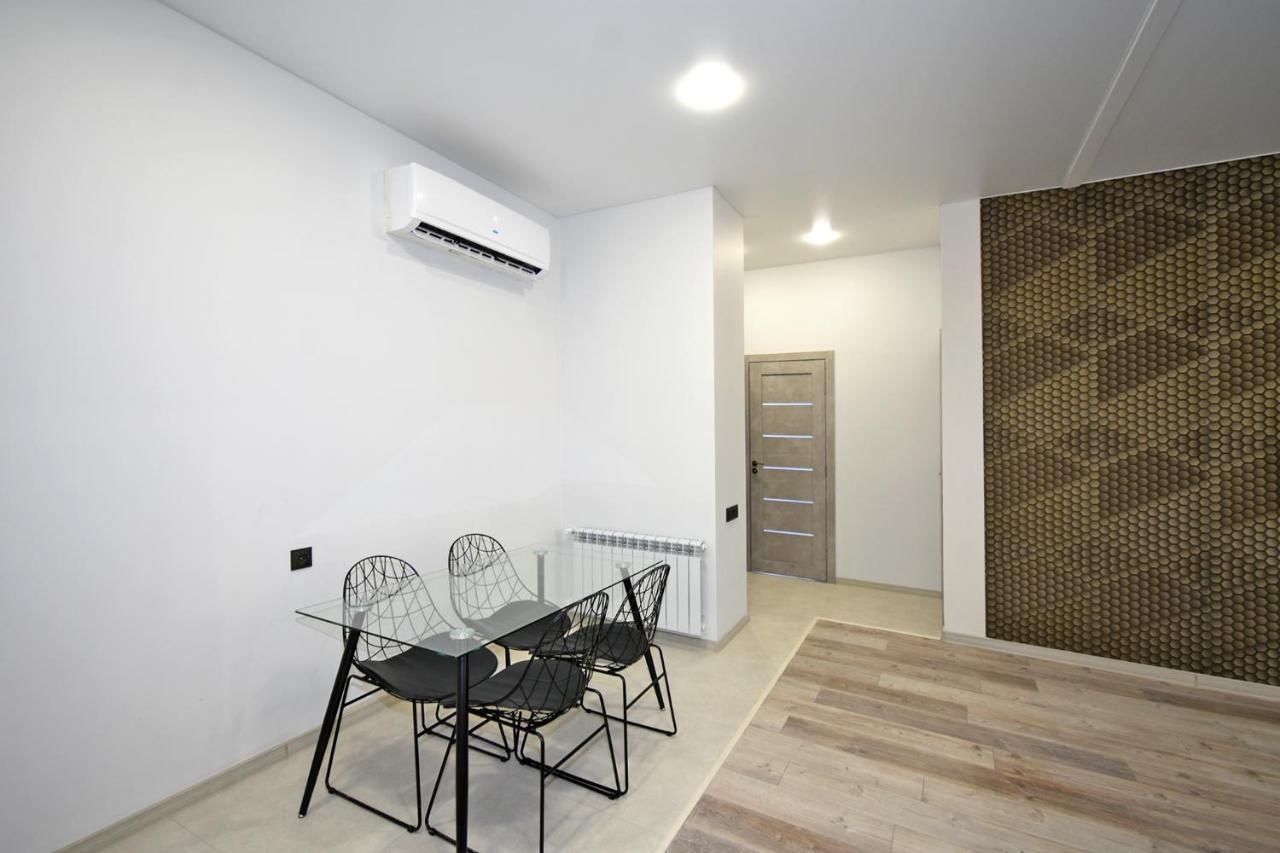 New Apartment In Yerevan City Center Luaran gambar
